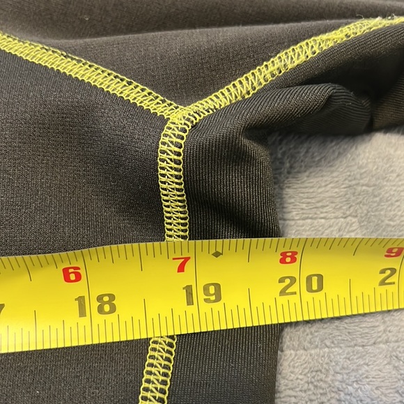 Nike Therma-Fit Hoodie, Hooded Sweatshirt, Jacket, Olive Green, Size M - Picture 8 of 9